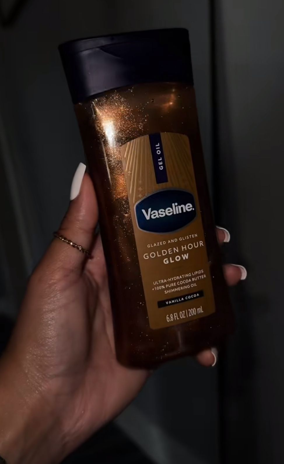 Vaseline golden hour glow oil  thumbnail 3